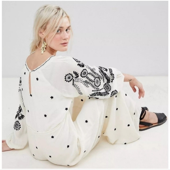 Free People Women's Embroidered Wide Leg Jumpsuit Ivory 3/4 Sleeves Size Small - Picture 6 of 16